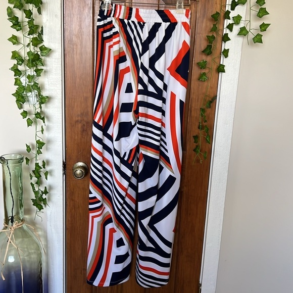 Geometric Print Flowy Pants in Navy Blue and Orange - Picture 2 of 7